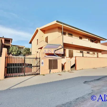 Q17 L'orchidea - 120 Mt Dalla * Isola Rossa (Sassari)