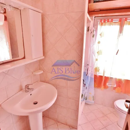 Q17 L'orchidea - 120 Mt Dalla Isola Rossa (Sassari)
